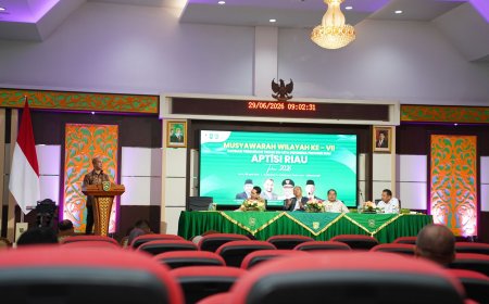 Rektor UIR Admiral Terpilih Aklamasi Pimpin APTISI Riau Periode 2026-2031