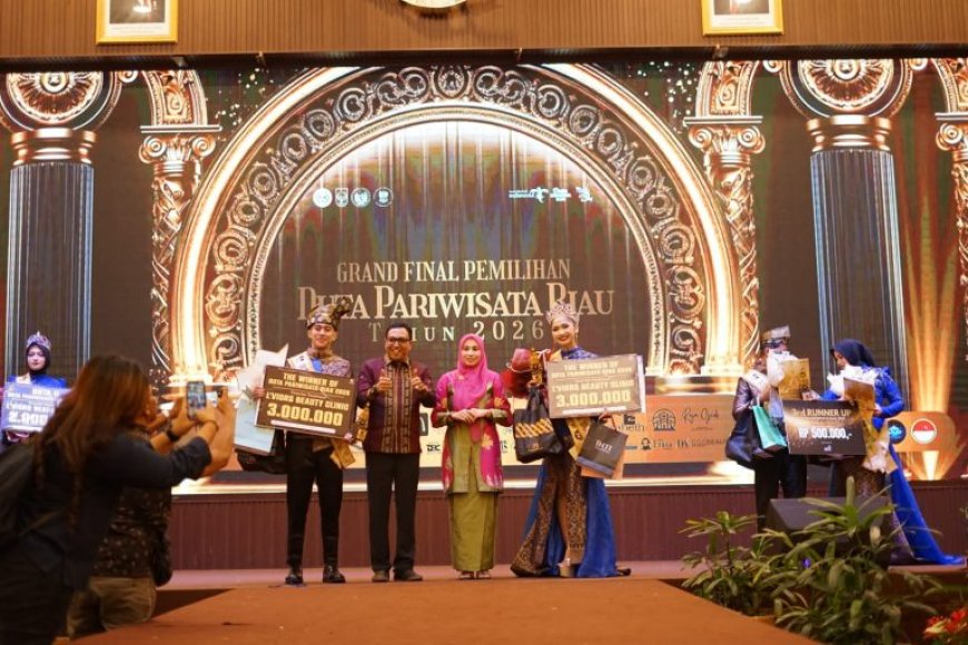 Mahasiswi UIR Raih Grand Winner Duta Pariwisata Riau 2026, Siap Promosikan Budaya dan Wisata Daerah