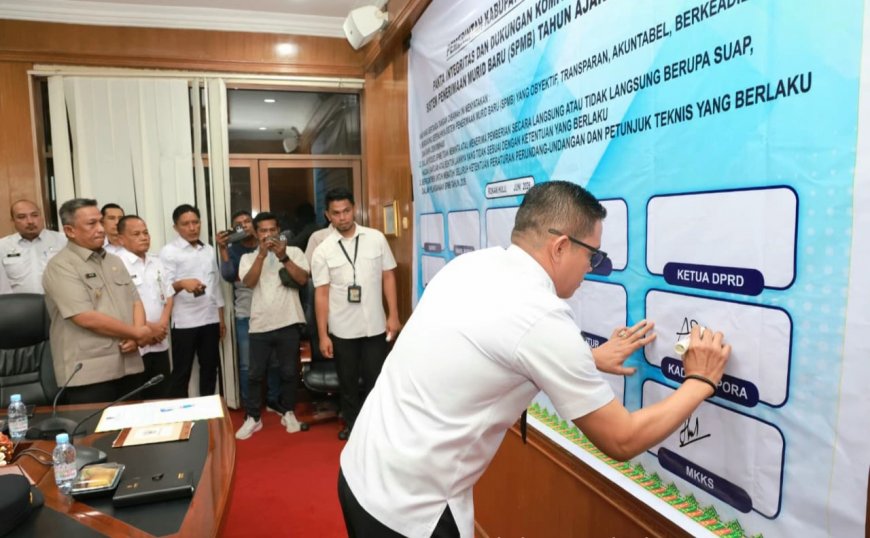 Bupati Rohul Ingatkan Orangtua Jangan Percaya Calo, Sebut SPMB 2026 Gratis