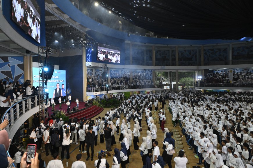Mendikdasmen Ajak Siswa Kurangi Main Gawai