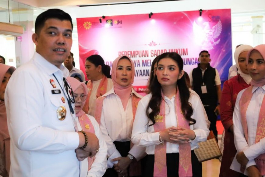 Selvi Gibran Tinjau Produk UMKM Riau yang Telah Kantongi Pendampingan Kekayaan Intelektual