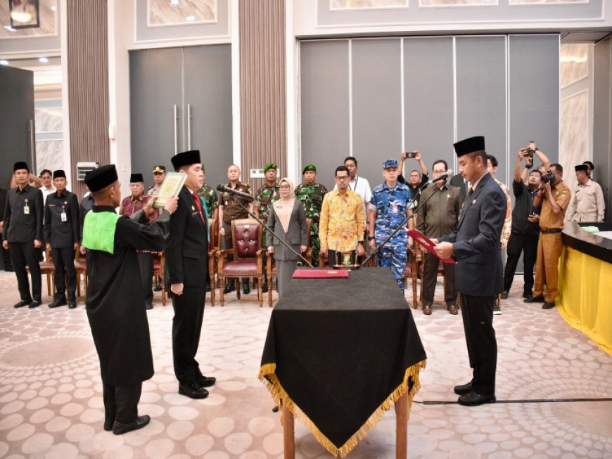 Ardi Mardiansyah Resmi Dilantik Jadi Sekda Kampar, Begini Permintaan Bupati