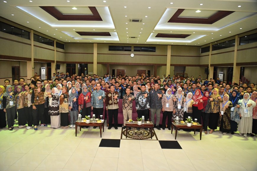 Kemendikdasmen Ingatkan Bahaya Ketergantungan Gawai