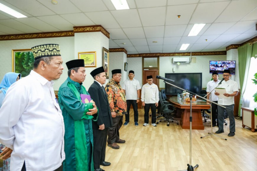 H. Jalinus Dilantik Jadi Kabag FEIS UIN Suska Riau