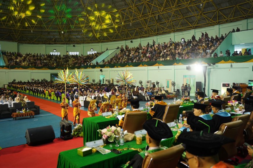 UIR Wisuda 1.143 Lulusan, Total Alumni Tembus 84 Ribu Orang