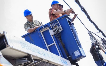 Wali Kota Pekanbaru Minta Provider Internet Ikut Tertibkan Kabel Fiber Optik Ilegal hingga Akhir 2026