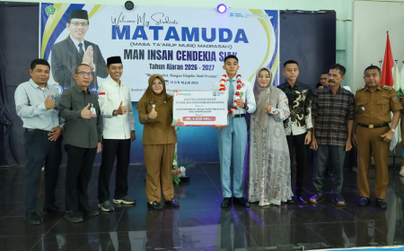 Bupati Siak Apresiasi Siswa MAN Insan Cendekia Lolos Paskibraka Nasional Saat Pembukaan MATAMUDA 2026