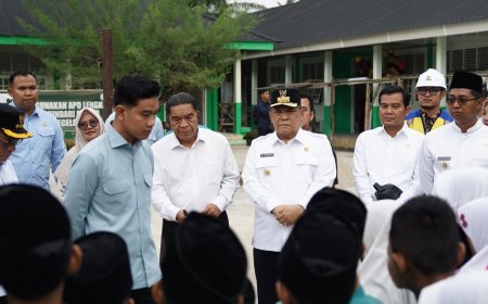 Wapres Gibran Tinjau Program MBG dan Lihat Sarana Sekolah di Rohil