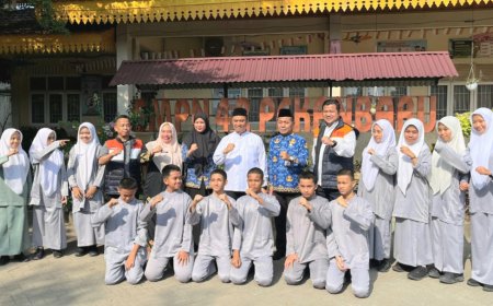 Pemko Pekanbaru Gencarkan Edukasi Bahaya HIV ke Sekolah