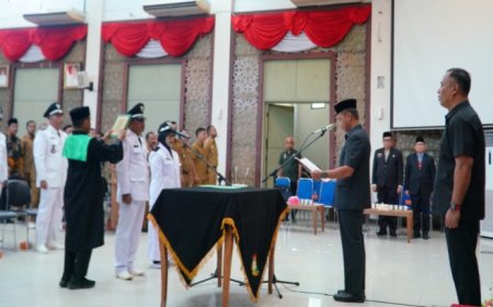 Tekankan Integritas, Bupati Kampar Lantik 22 Penjabat Kepala Desa, Bupati Kampar Lantik 22 Penjabat Kepala Desa
