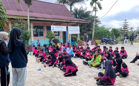 Siswa SD di Pelalawan Diedukasi Cara Sikat Gigi yang Benar oleh Mahasiswa Kukerta Unri