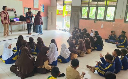 Siswa SD Dibekali Pengetahuan Perlindungan Diri untuk Cegah Pelecehan Seksual oleh Mahasiswa Kukerta Unri