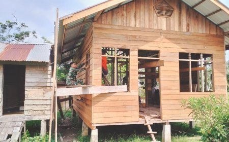 Renovasi RTLH TMMD ke-129 di Pangkalan Terap Capai 65 Persen, Rumah Dedi Masuki Tahap Pemasangan Atap