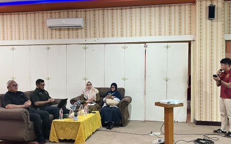 UHTP Gandeng Pemerintah dan Industri Susun Kurikulum OBE Ilmu Komunikasi