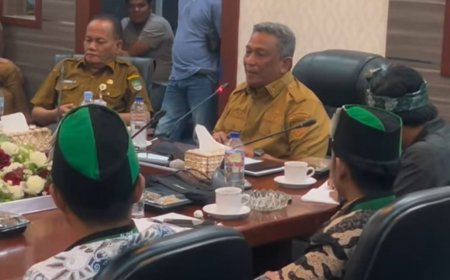 Di Hadapan Pengurus HMI, Bupati Rohul: 7.100 Siswa Jadi Penerima Manfaat Program Seragam Gratis SMP