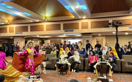 Batik Sawit Bedelau Diluncurkan, Siap Jadi Ikon Baru Riau dan Cenderamata Ajang Internasional
