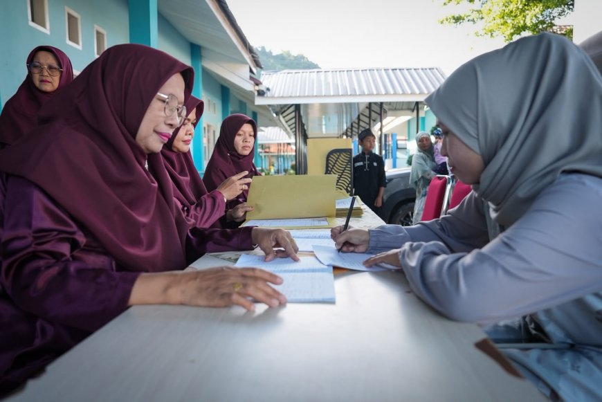Orang Tua Murid Apresiasi SPMB Ramah di Sumbar