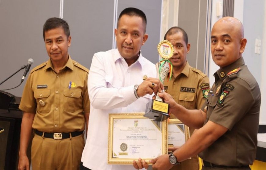 Satpol PP Kampar Raih Peringkat II Bupati Award Pelayanan Publik 2025