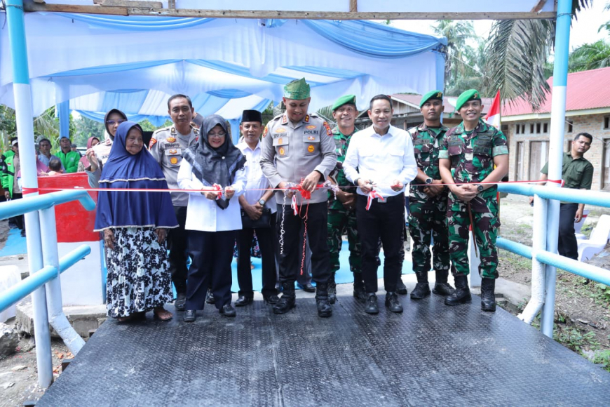 Jembatan Merah Putih Presisi Resmi Beroperasi, Akses Pelajar dan Warga Merempan Hulu Kini Lebih Mudah