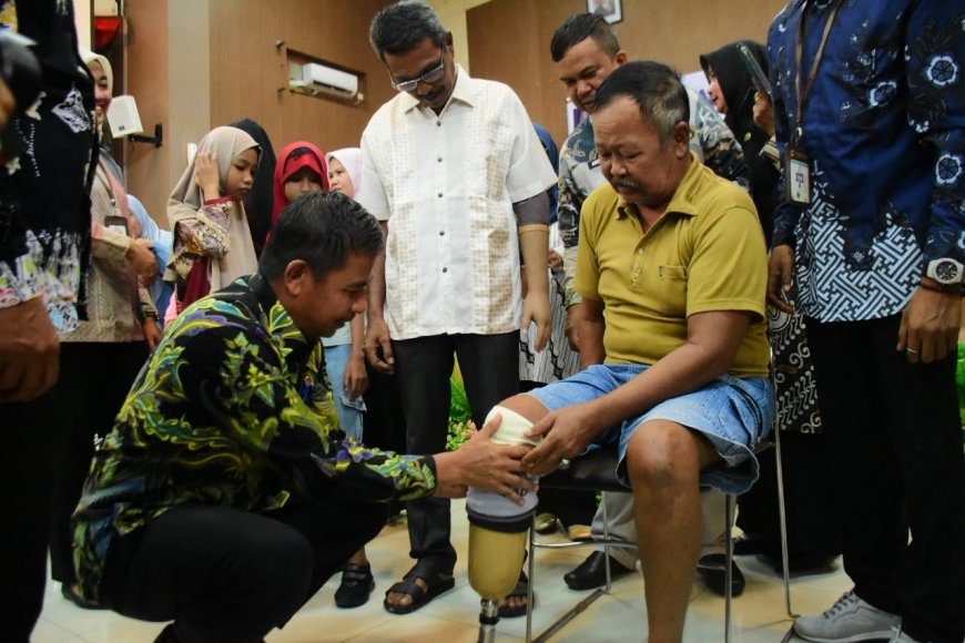 109 Warga Kampar Terima Bantuan ATENSI Kemensos