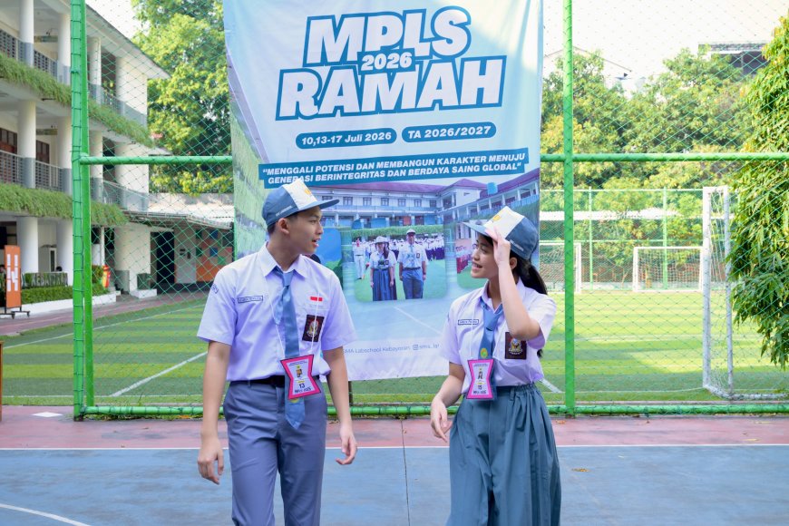 Wamendikdasmen Tinjau MPLS Ramah 2026, Pastikan Tak Ada Perpeloncoan