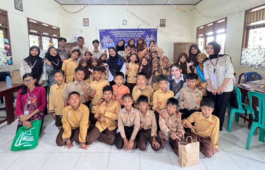 Cegah Bullying dan Bijak Gunakan Gadget, Mahasiswa Kukerta Unri Edukasi Siswa SD di Tapung