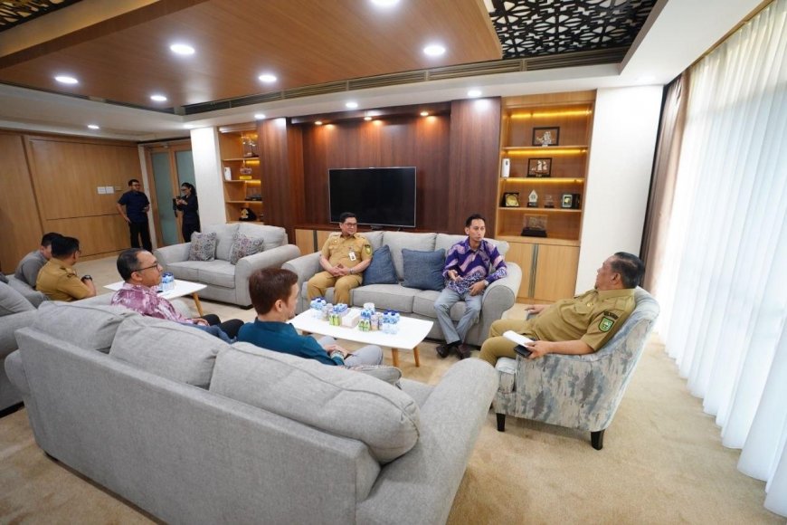 Pemprov Perkuat Kerja Sama dengan Malaysia, Audiensi Jadi Momen Perpisahan Konsul di Pekanbaru