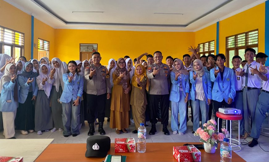 Gandeng Polsek Bukit Kapur, Mahasiswa Kukerta Unri Edukasi Bahaya Narkoba kepada Siswa SMAN 7 Dumai