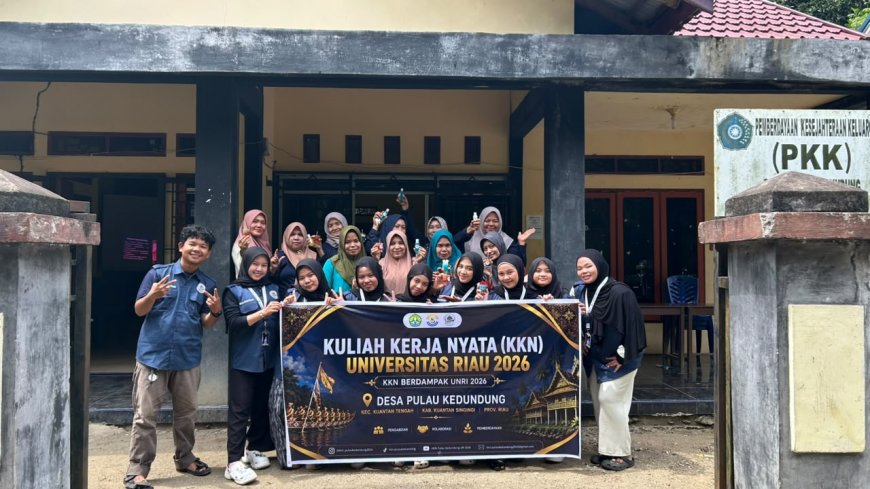 Mahasiswa Kukerta Unri Sulap Minyak Jelantah Jadi Lilin Aromaterapi dan Sabun
