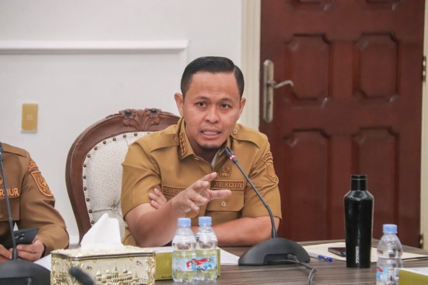 Wali Kota Pekanbaru Ancam Ganti Pejabat yang Berkinerja Buruk, Evaluasi Digelar Tiap 6 Bulan