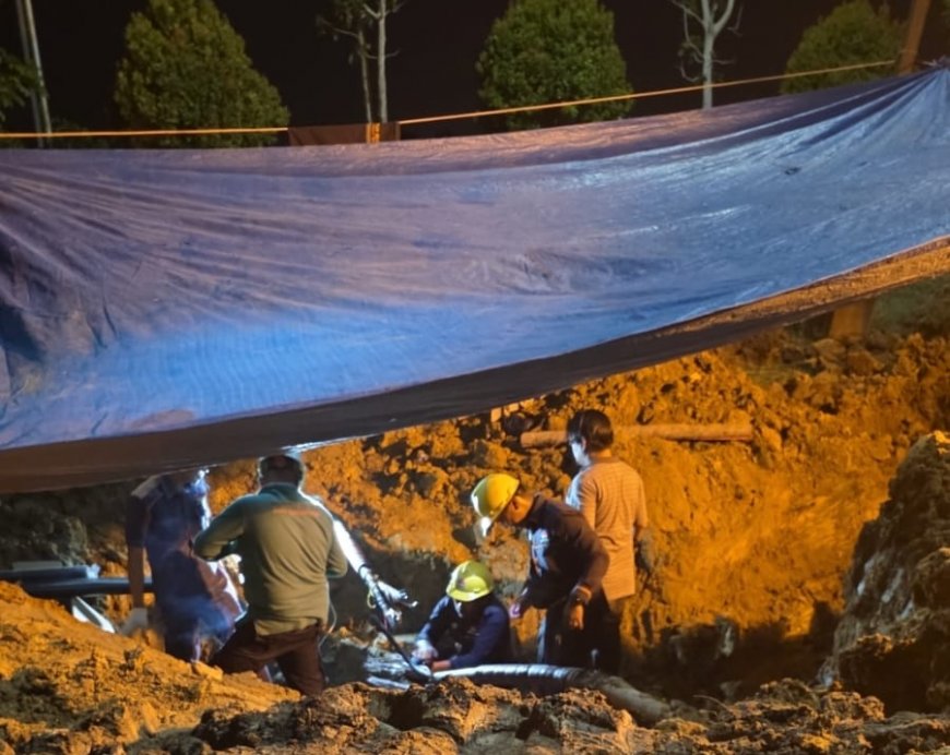 Listrik Padam Akibat Kabel Tanam Rusak, Perumda Tuah Sekata Kerahkan Tim Perbaikan Hingga Malam