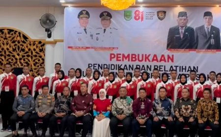 Bupati Rohul Tekankan Pembentukan Karakter dalam Diklat Paskibraka 2026