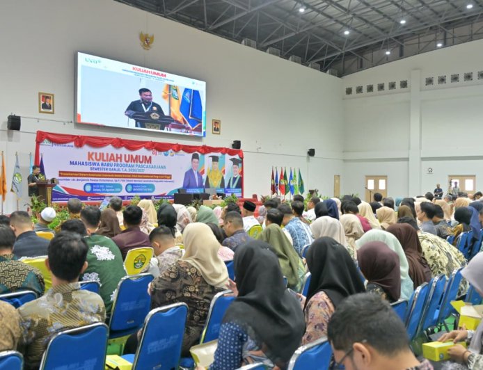 Dihadiri Wamenkes, 357 Mahasiswa Baru Pascasarjana Unri Ikuti Kuliah Perdana