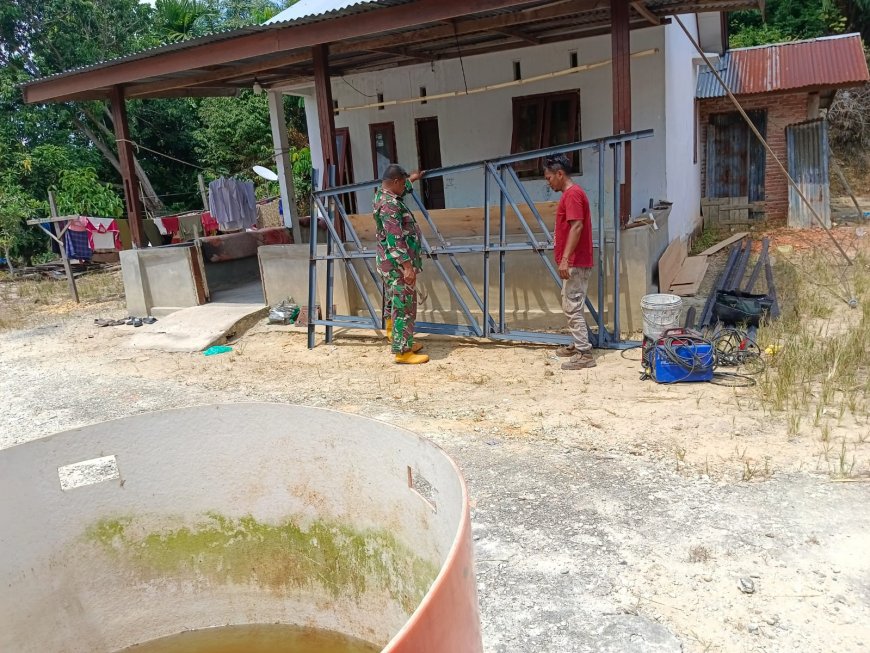 TMMD ke-129 Kodim 0313/KPR Percepat Pembangunan Tower Sumur Bor di Desa Delik