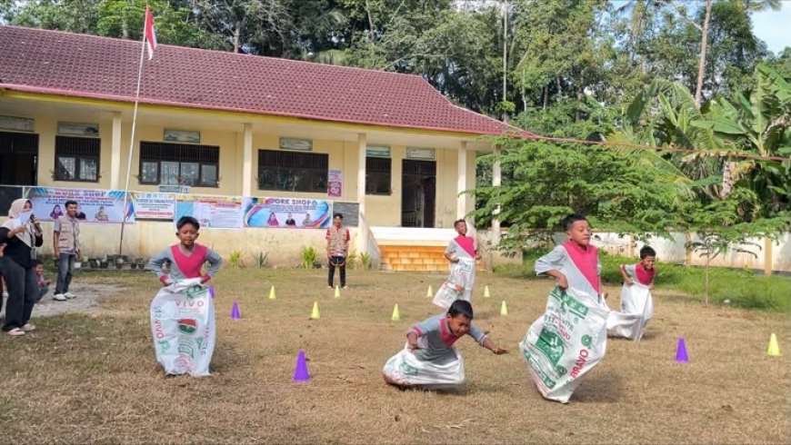 Mahasiswa KKN Unri Hadirkan Pembelajaran Menyenangkan Lewat Gebyar Hari Anak di Kuansing