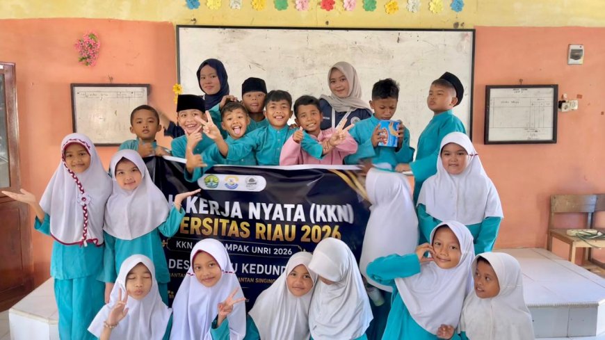Mahasiswa Kukerta Unri Terapkan Kelas Tematik di SDN 011 Pulau Kedundung
